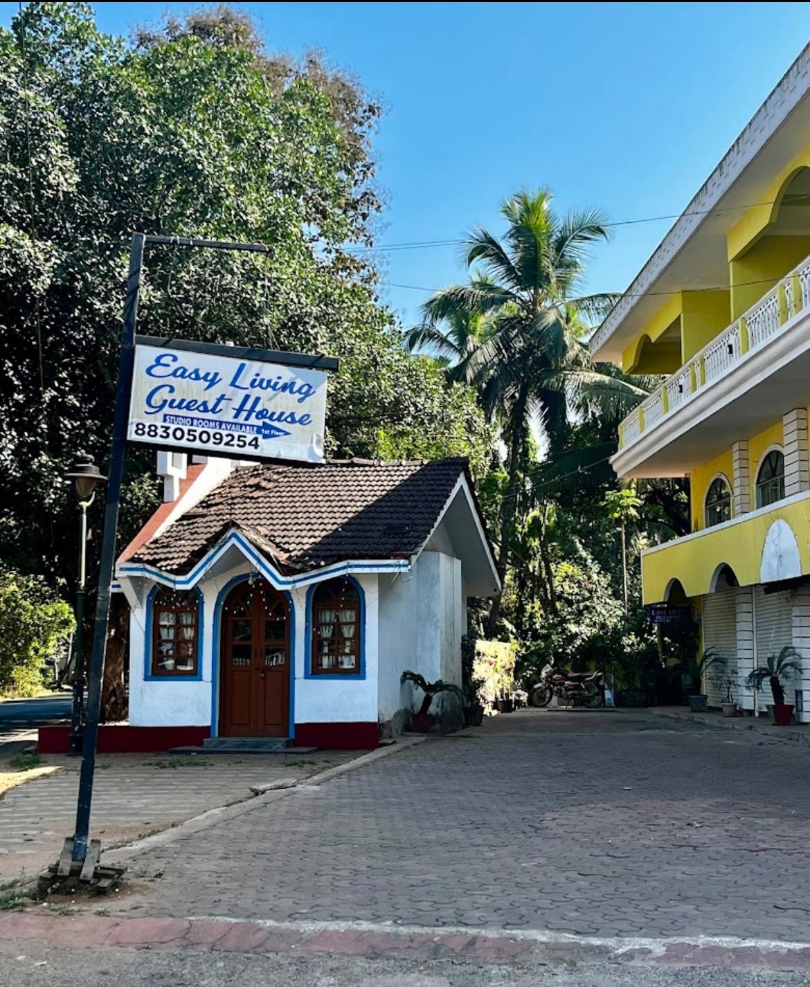 Easy living Guest House ,verca