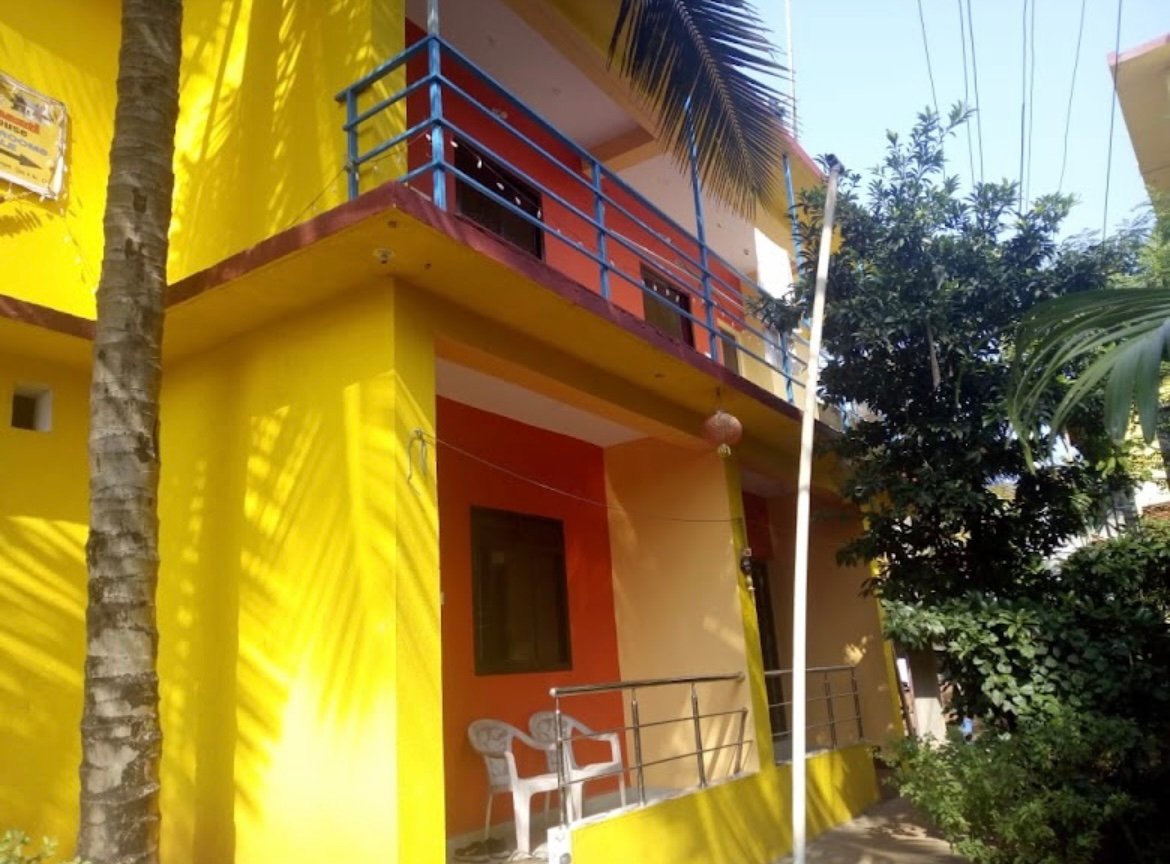 shiva shanti guest house
