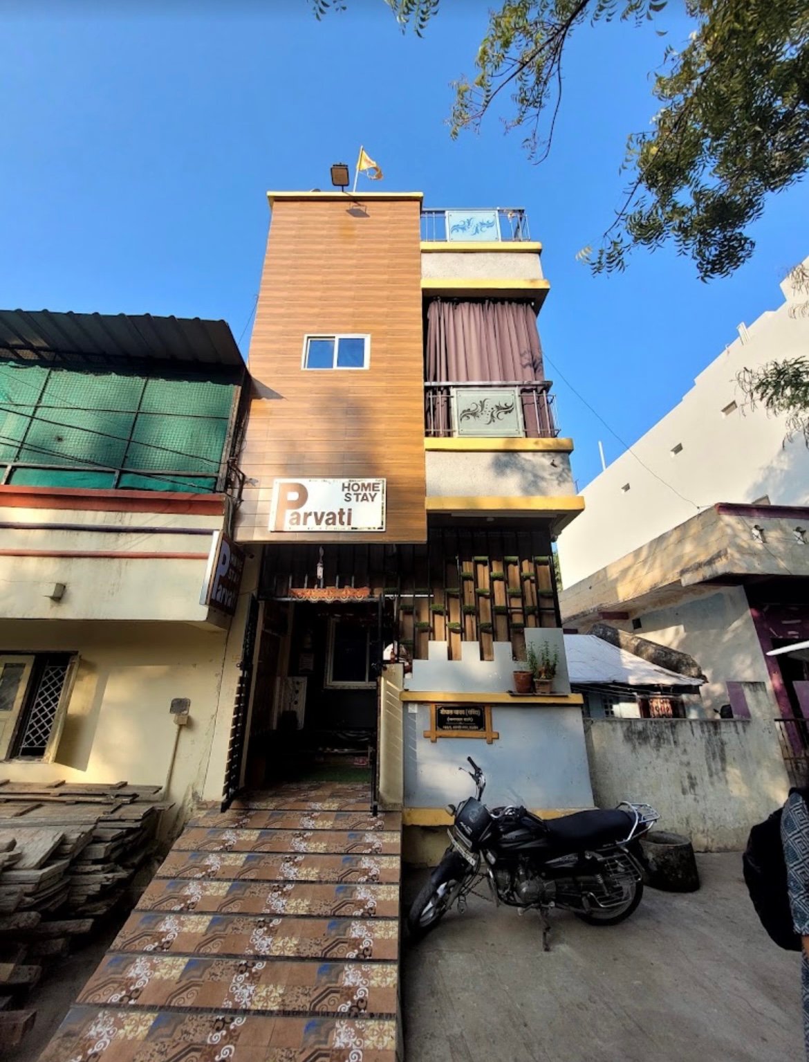 ujjain hotel/parvati Homestay in Shastri Nagar, Ujjain, Madhya Pradesh 456010 - Budget Stay on EBO Stay