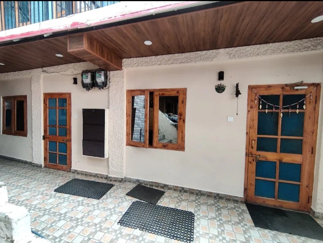 Mehdudia Guest House in Fingask Estate, Shimla, Himachal Pradesh 171001 - photo 1