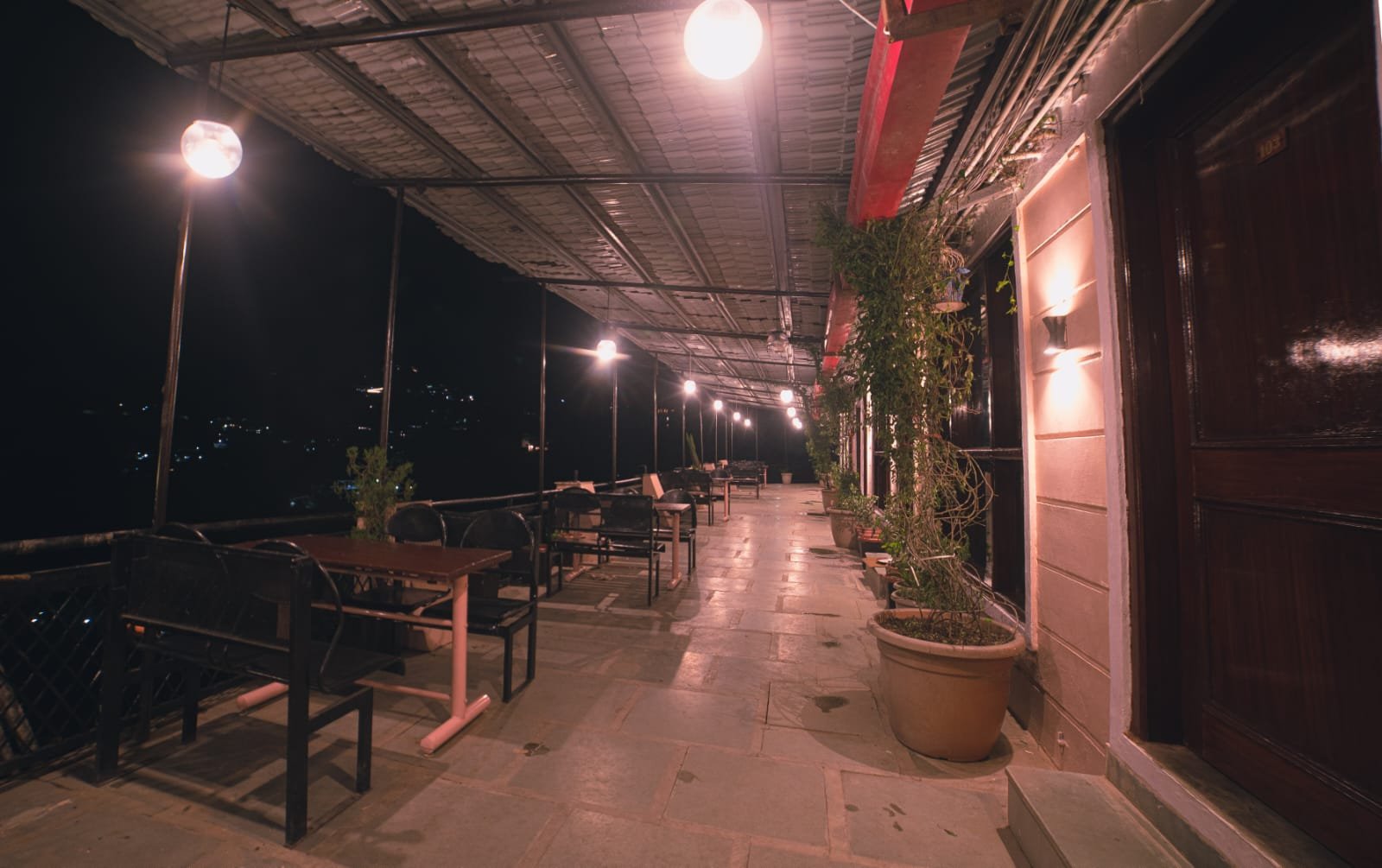 Hotel Woodville The mall in Mall Road Mussoorie - photo 12