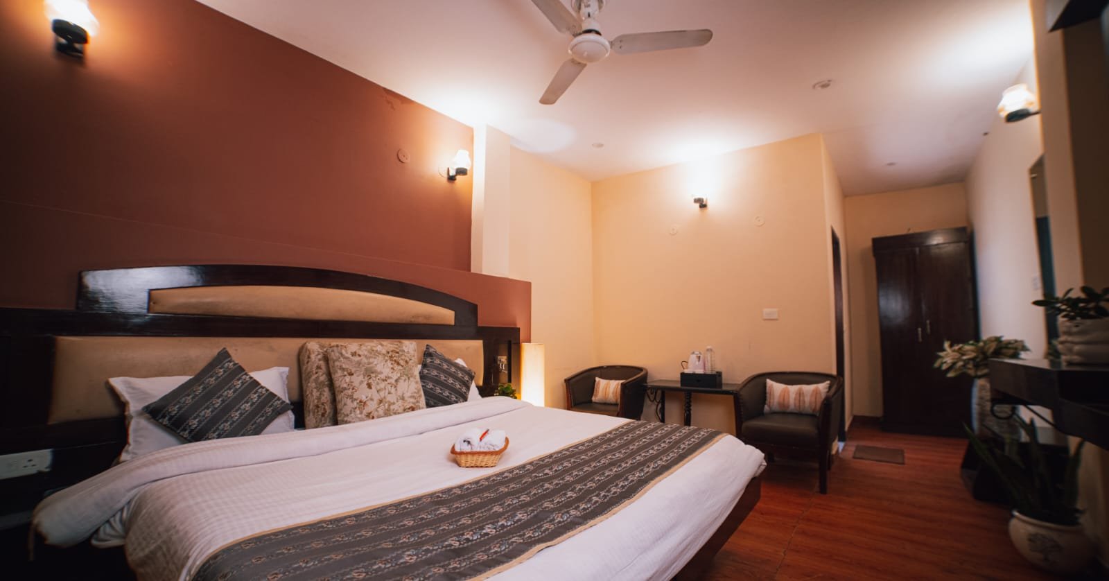 Hotel Woodville The mall in Mall Road Mussoorie - photo 14