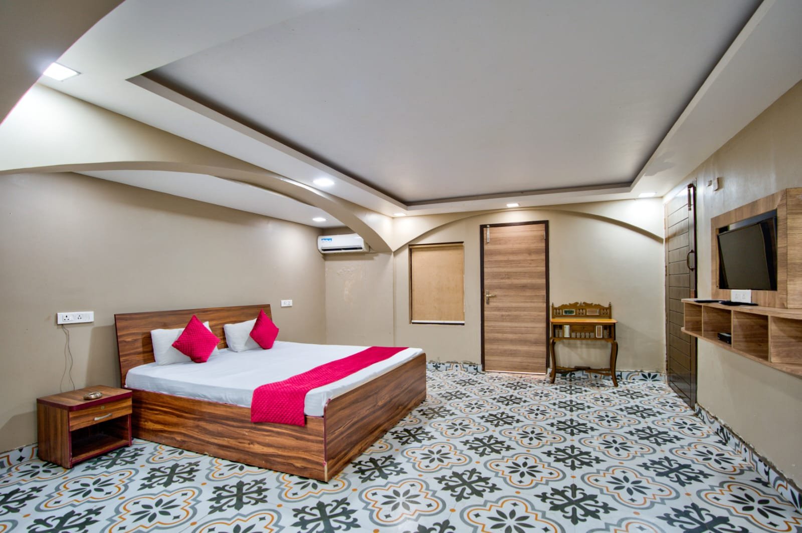 Aveeno Villas Common pool in Sangolda - photo 13