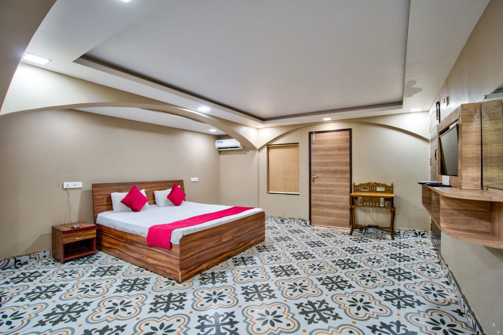Aveeno Villas Common pool in Sangolda - photo 16