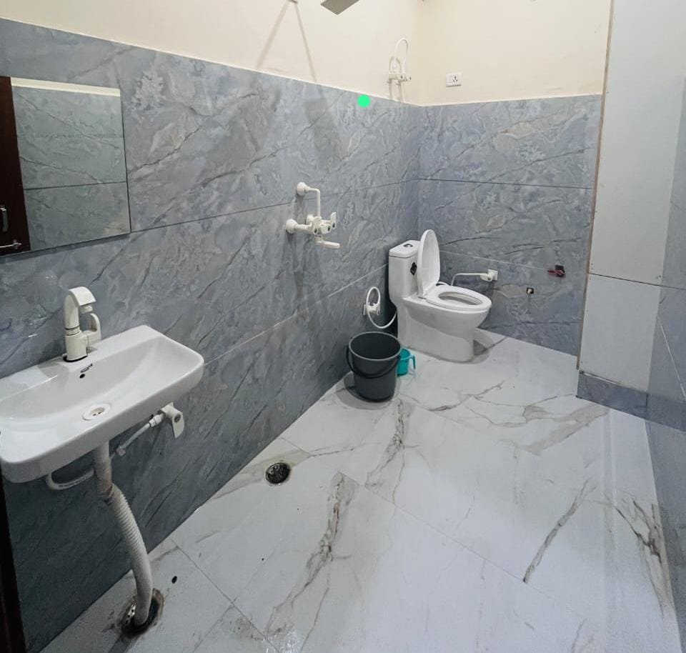 Hotel shaurya