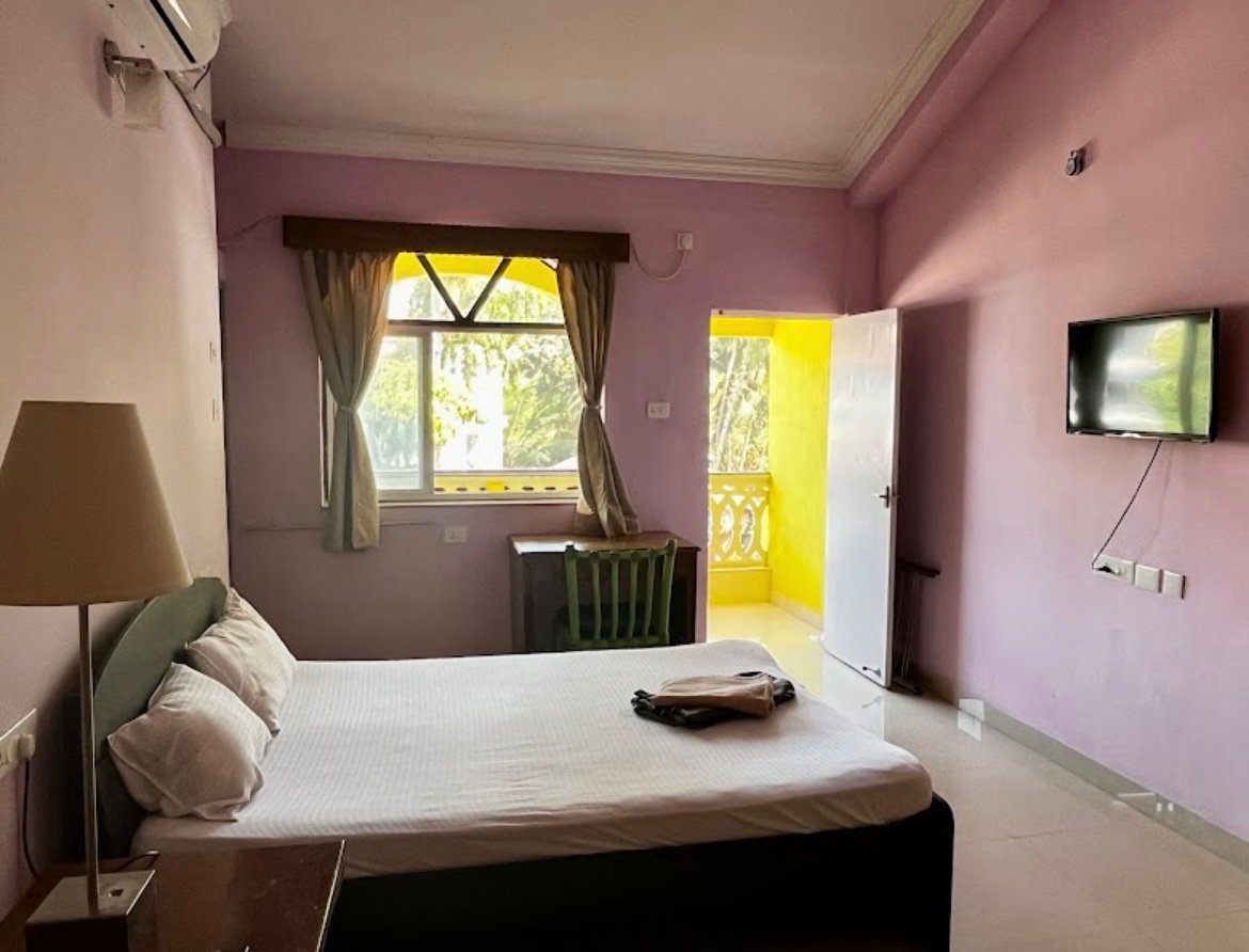 Easy living Guest House ,verca