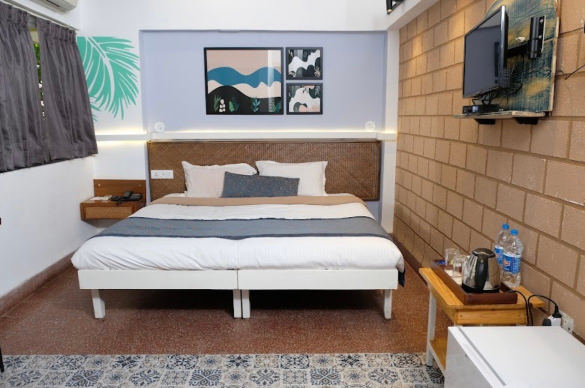 Hotel Gopika International