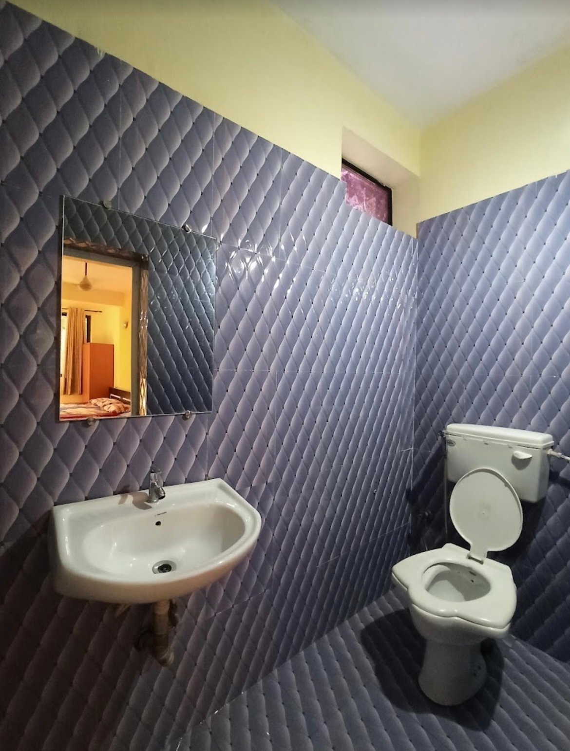 Subhash Guest House