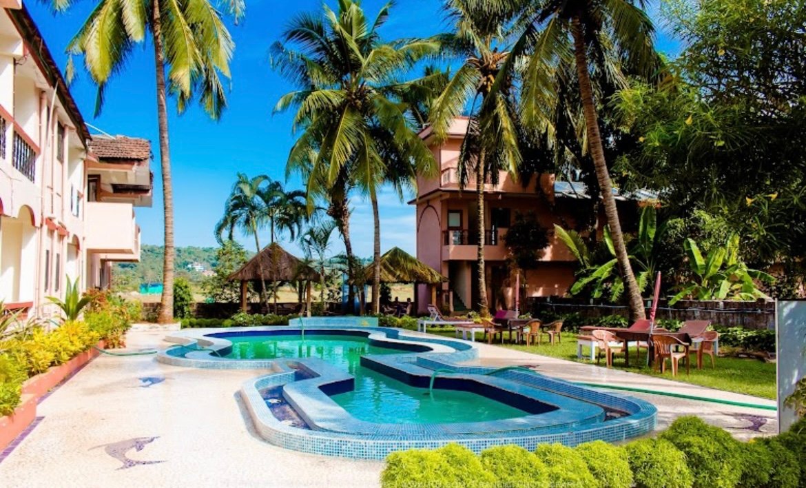 Hotel Lua Nova - Best Hotel in Baga Goa