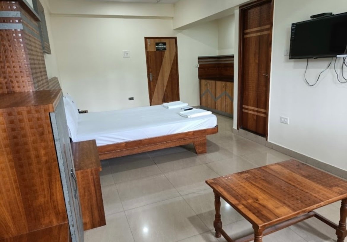 Hotel Z Square