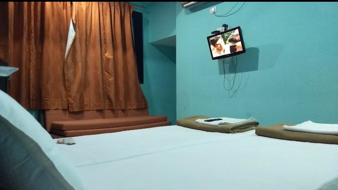 Hotel Z Square