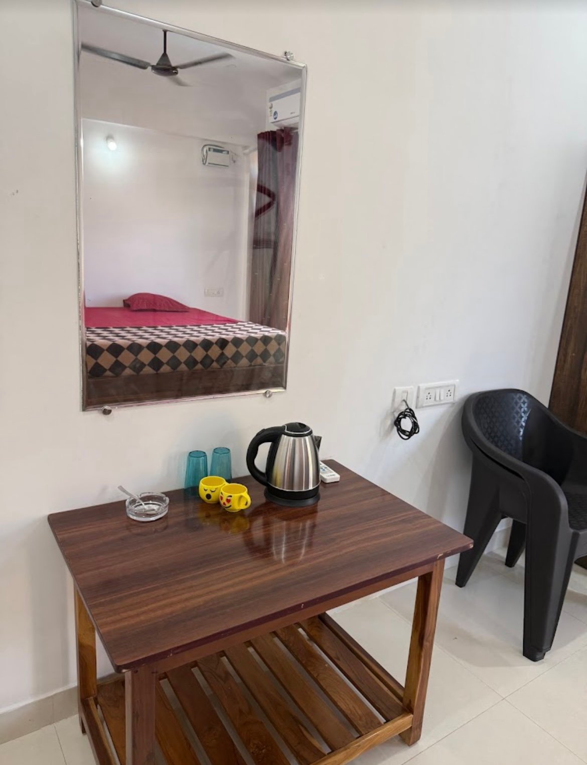 Prakash Holiday Inn