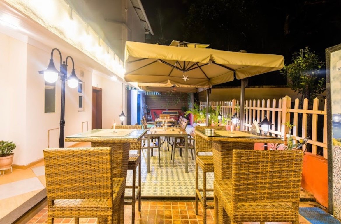 Grande Alpine Hotel in Vagator, Goa 403509 - photo 18