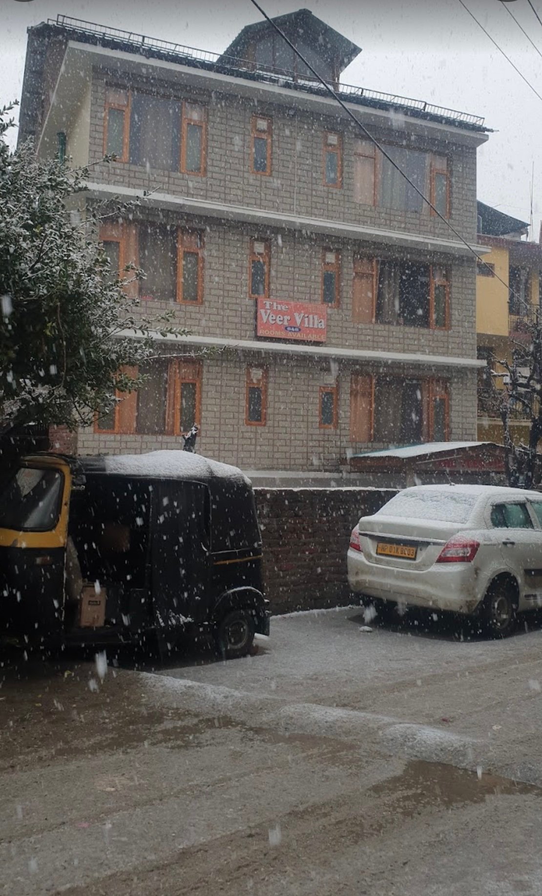 The Veer Villa in Mall Road, Siyal, Manali, Himachal Pradesh, 175131 - photo 12