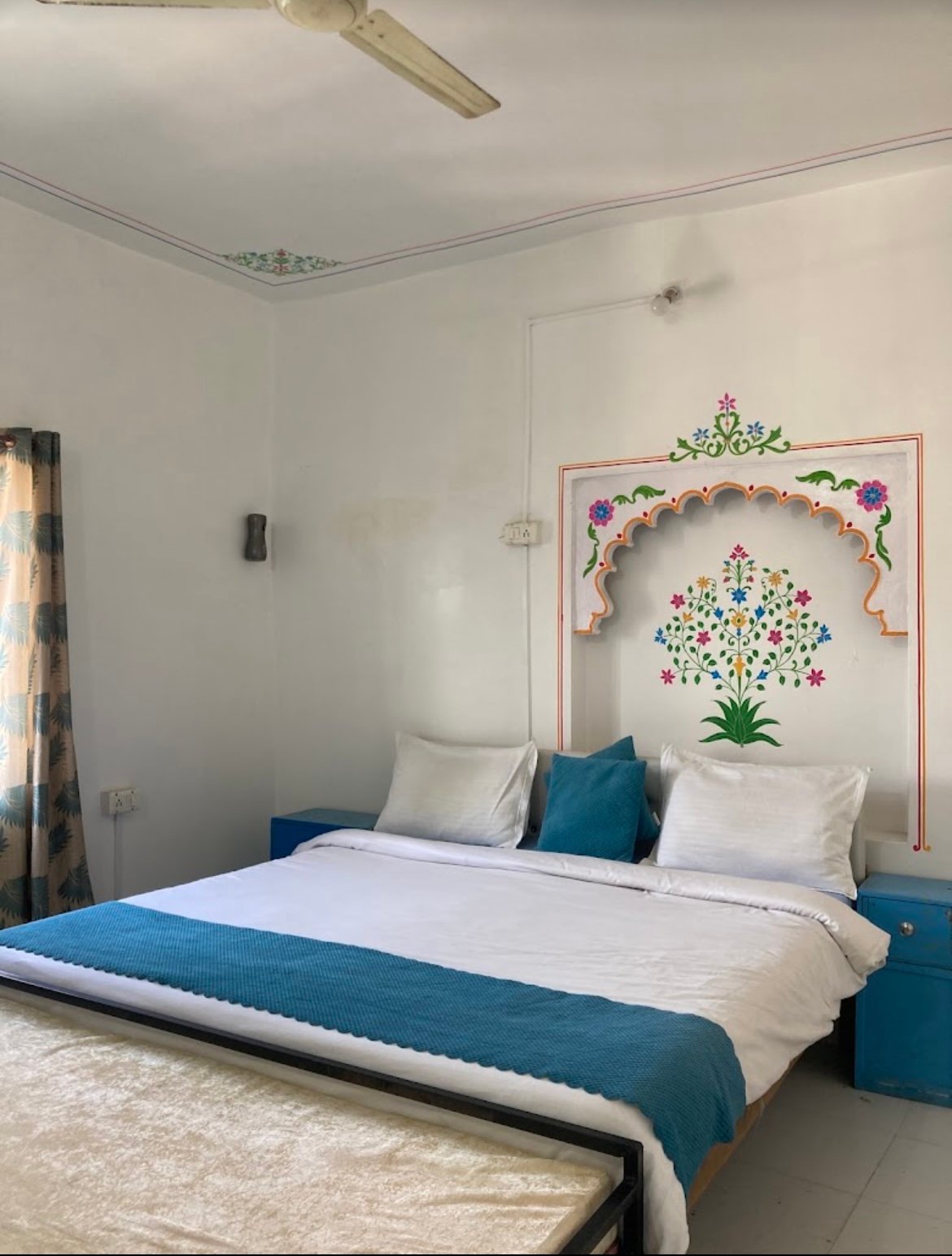 The Hostel Crown Udaipur