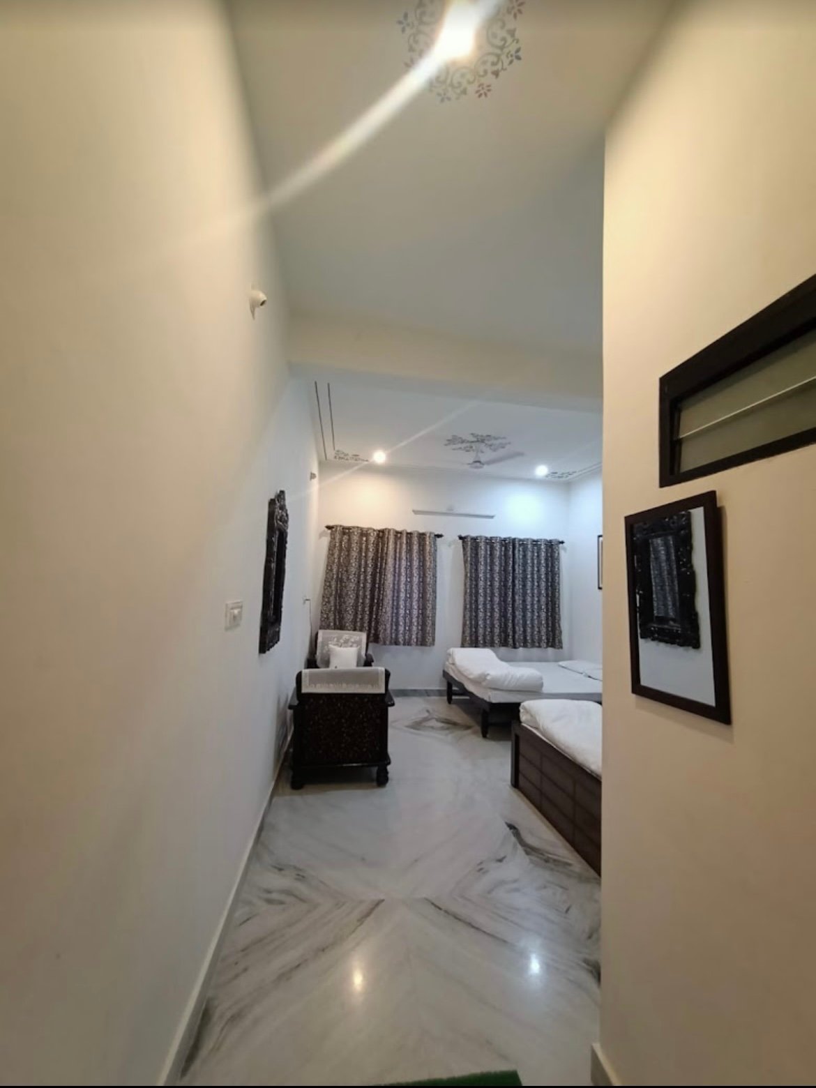 LITTLE PICHOLA HOMESTAY