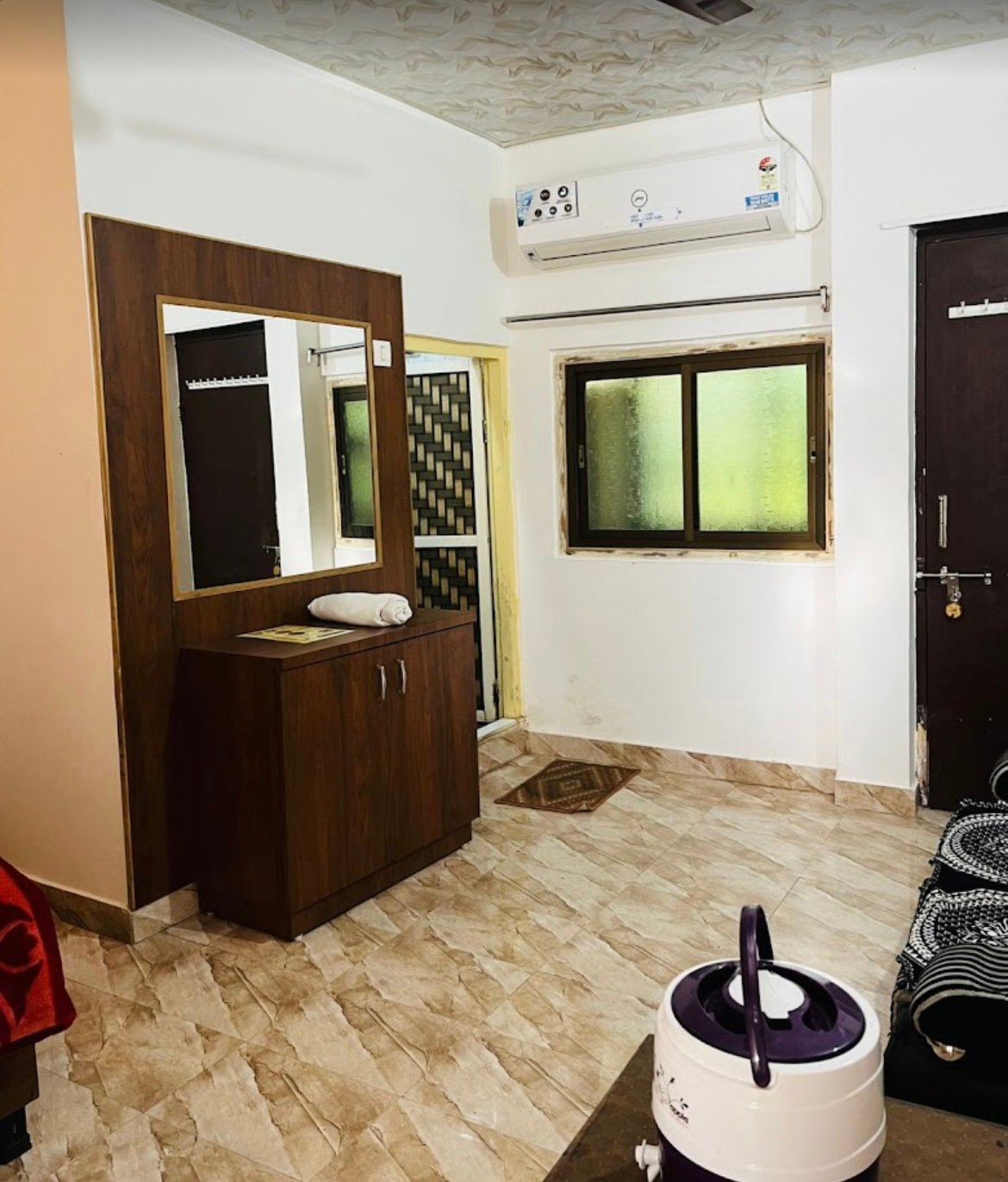 Hotel abu hills