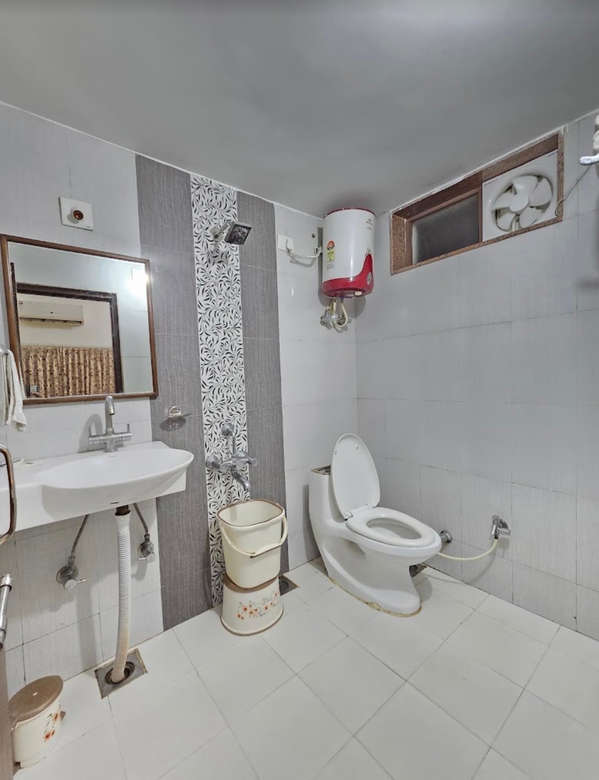 Maru Villa in Kumharwada, Kumarwada, Aburaj, Rajasthan 307501 - photo 13