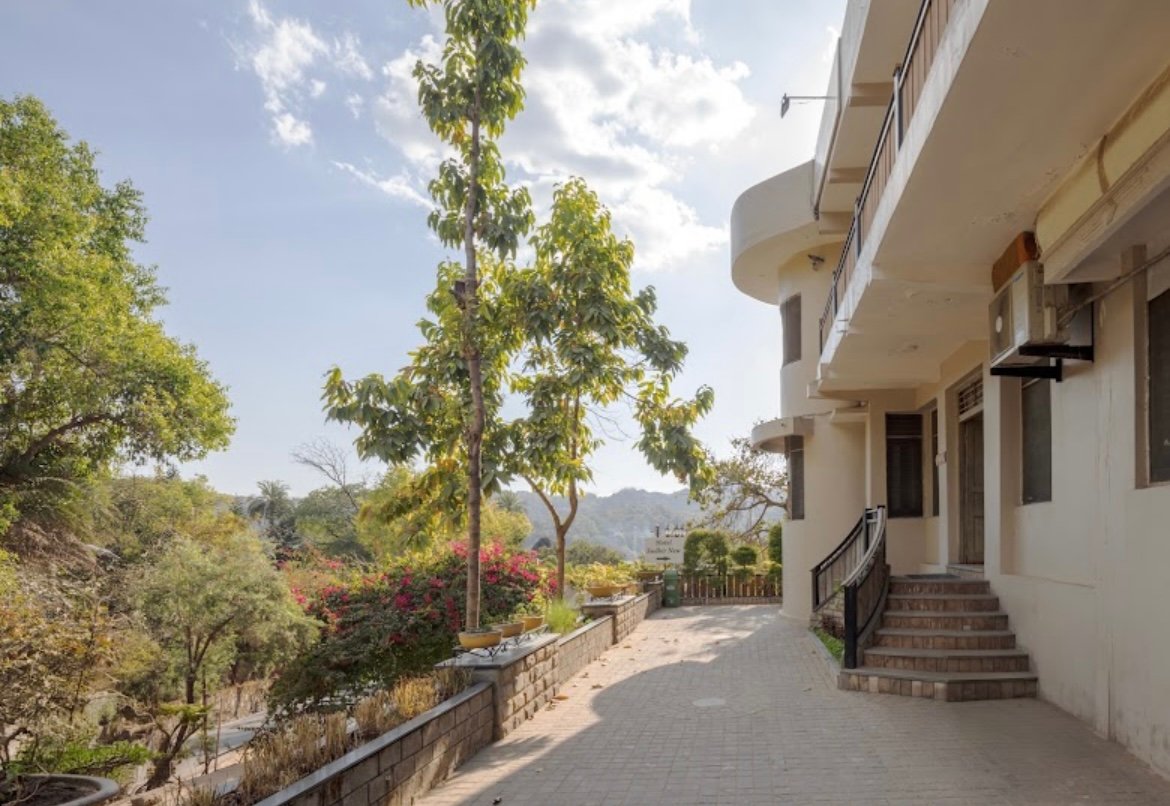 Hotel Sudhir New
