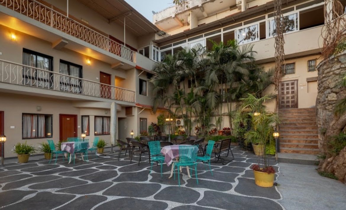 Hotel Sudhir New
