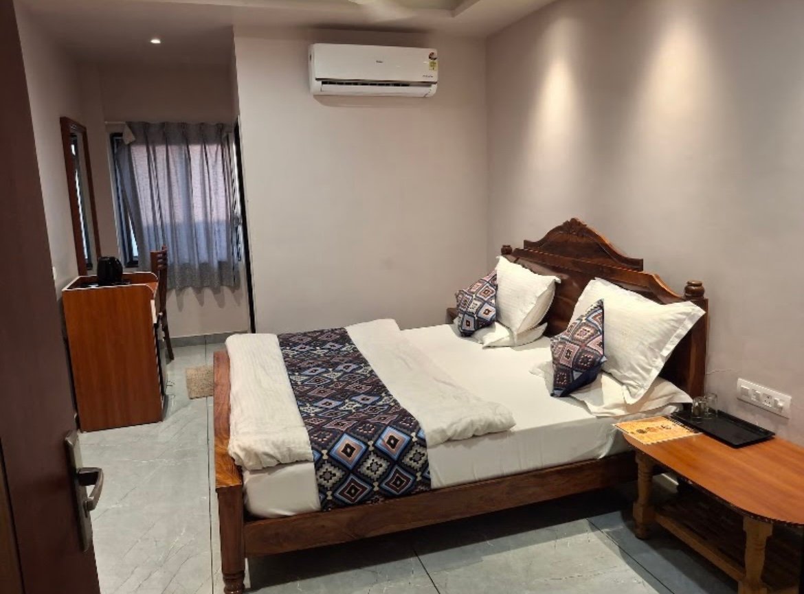 Hotel Oasis in Nakki Lake, Aburaj, Rajasthan 307501 - photo 17