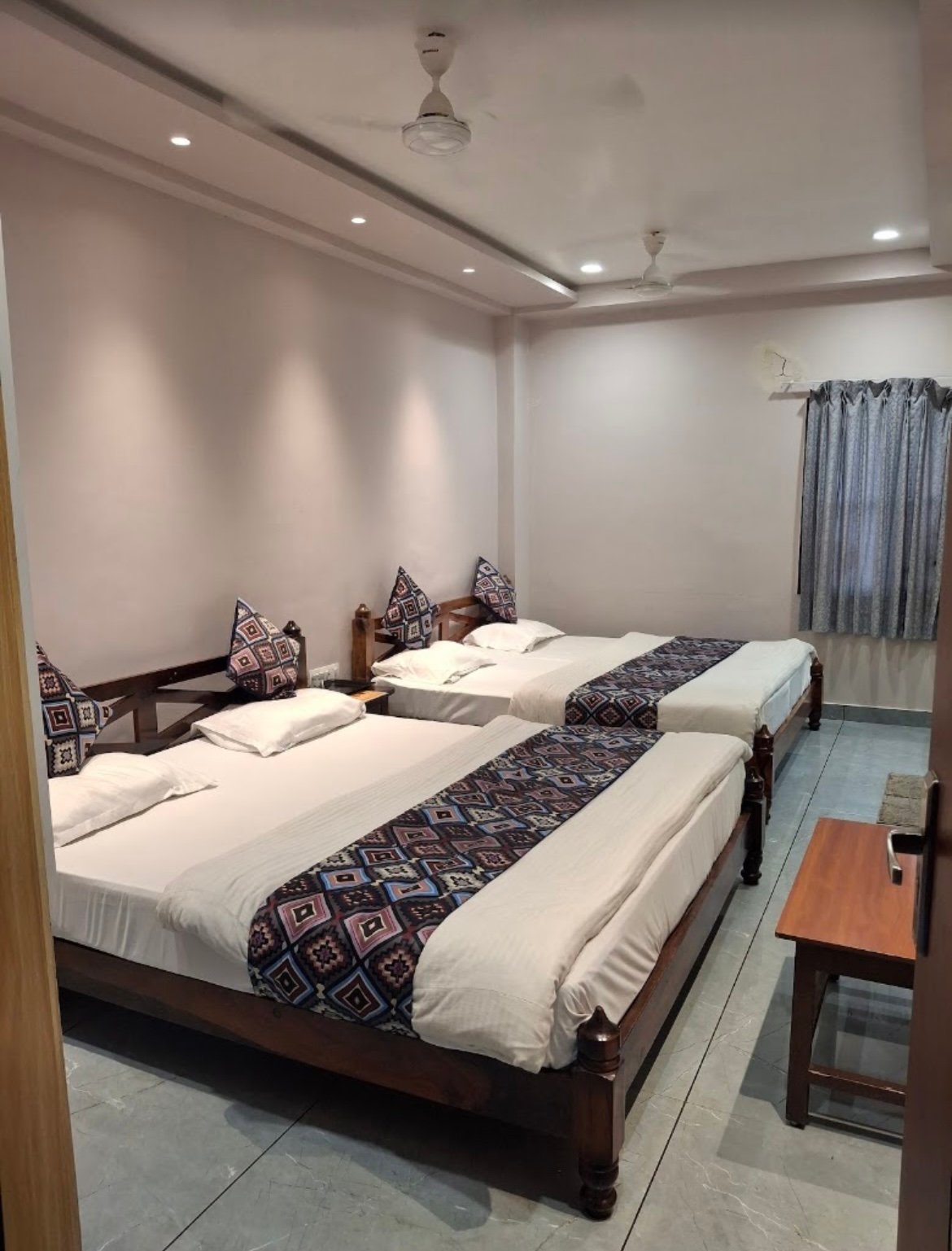 Hotel Oasis
