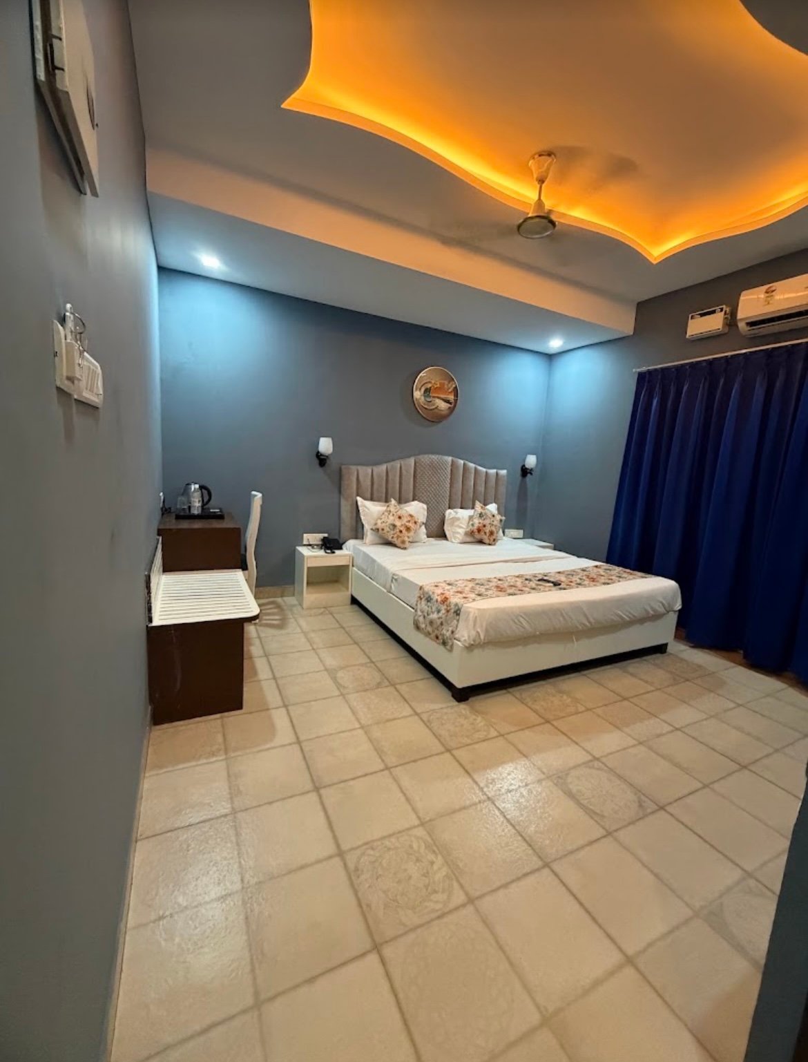 De Alcazar calangute