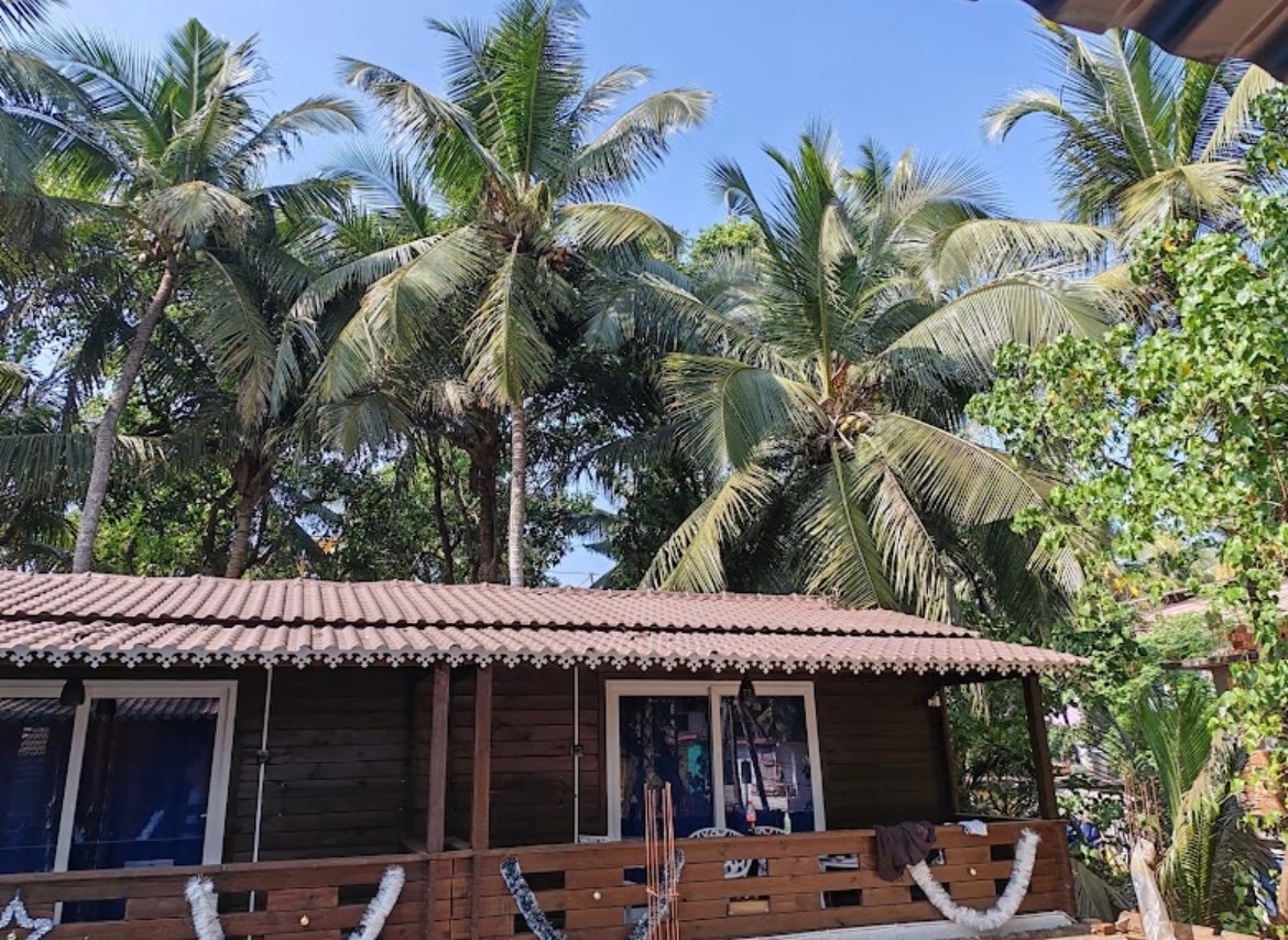 OZIBA BEACH RESORT in KhalchaWadda Rd, Arambol, Goa 403524 - photo 12