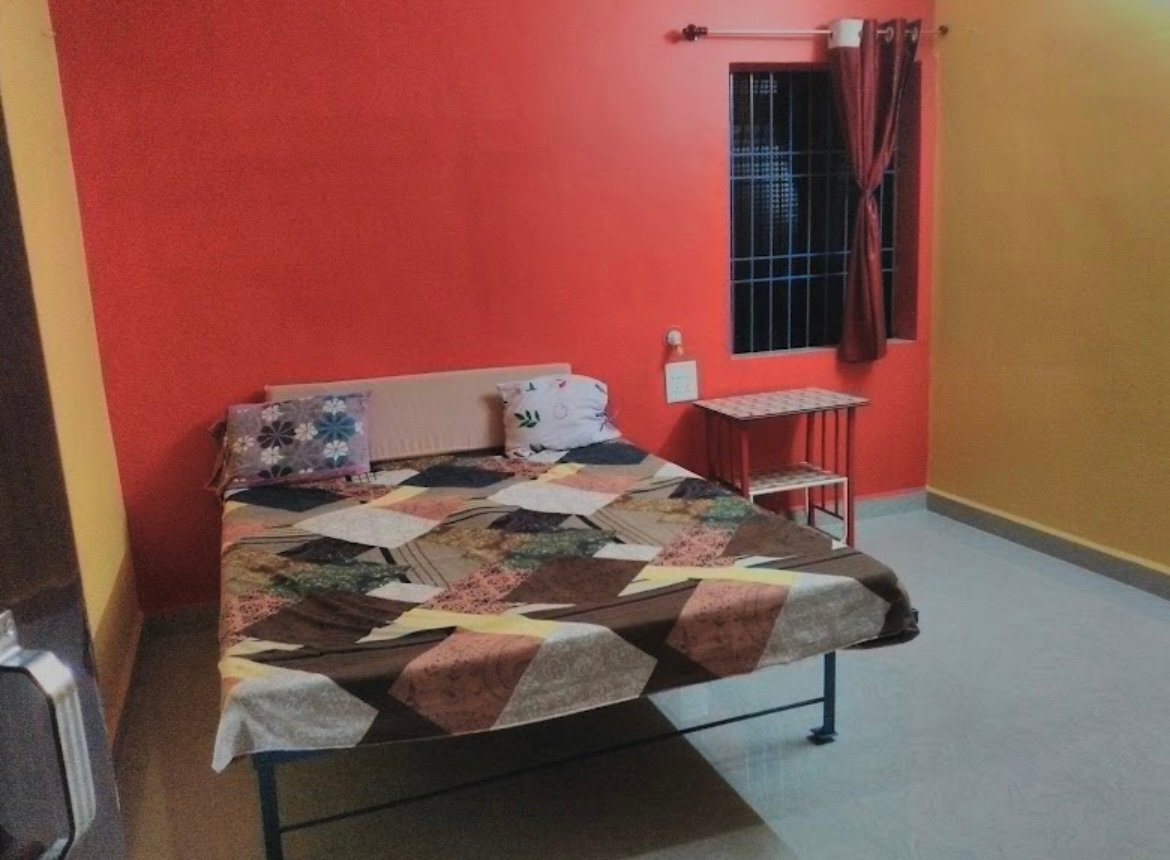 shiva shanti guest house