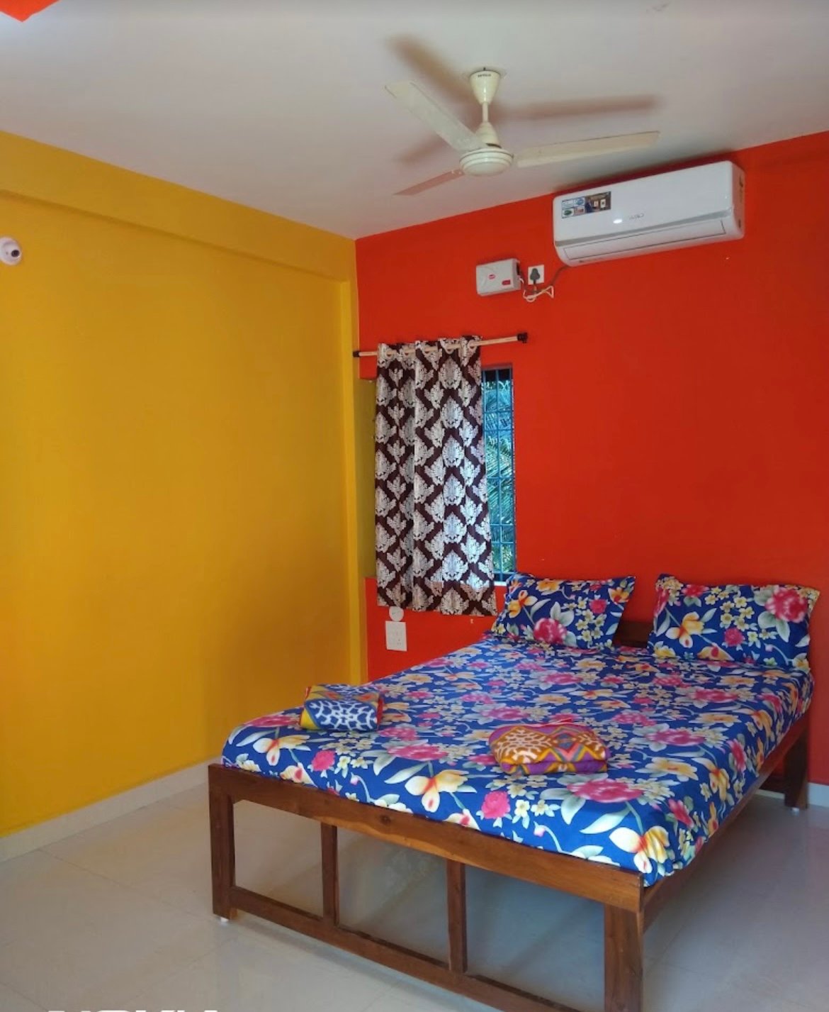 shiva shanti guest house