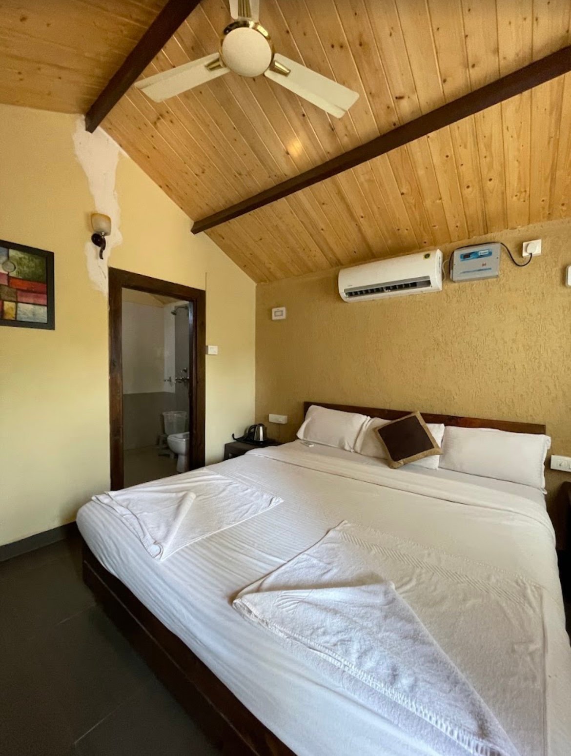 Maitree Resort Aarambol