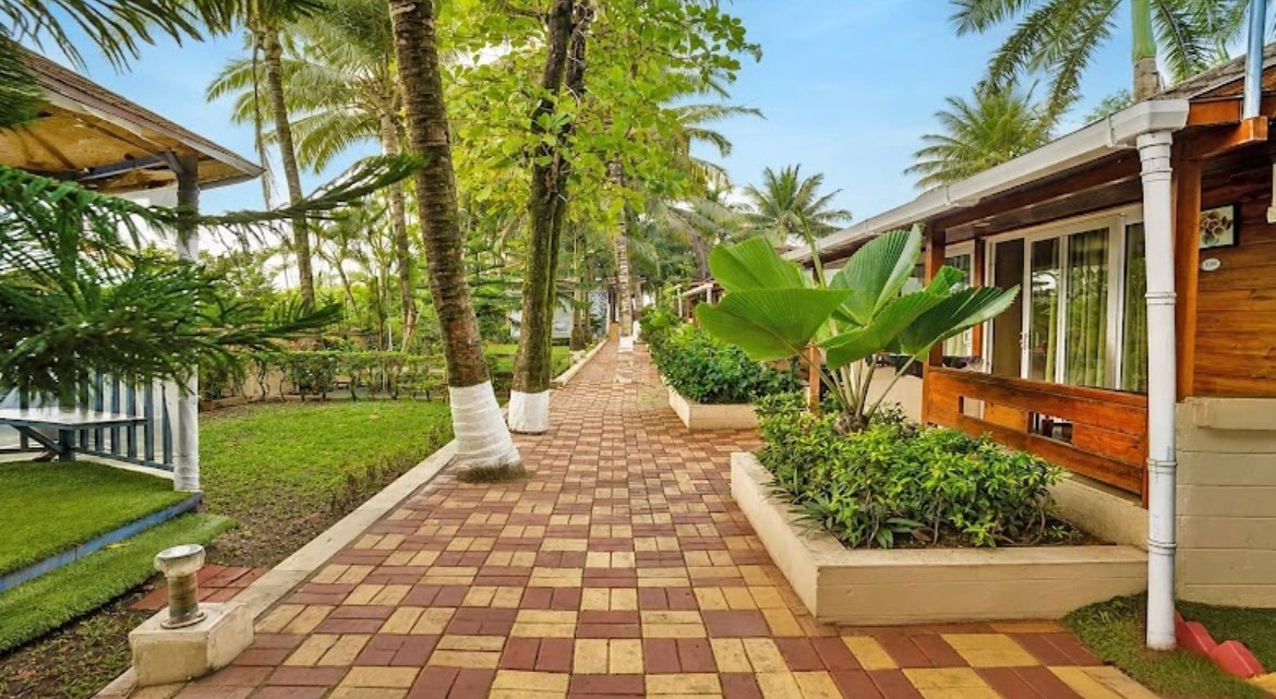 Maitree Resort Aarambol