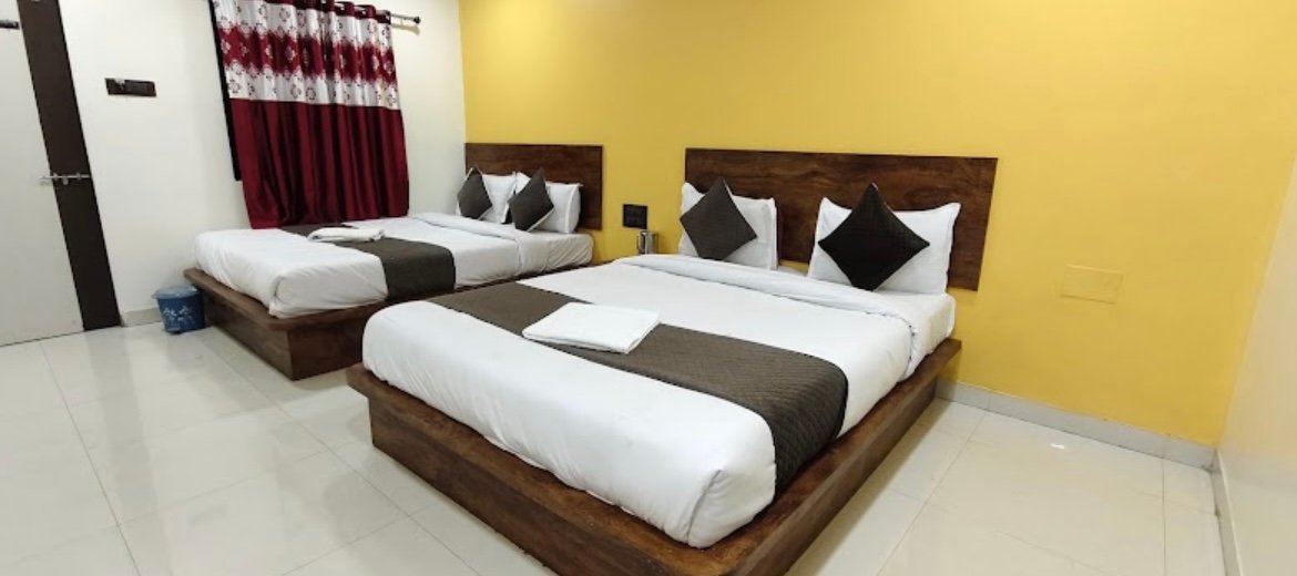 Hotel Sai Nivas