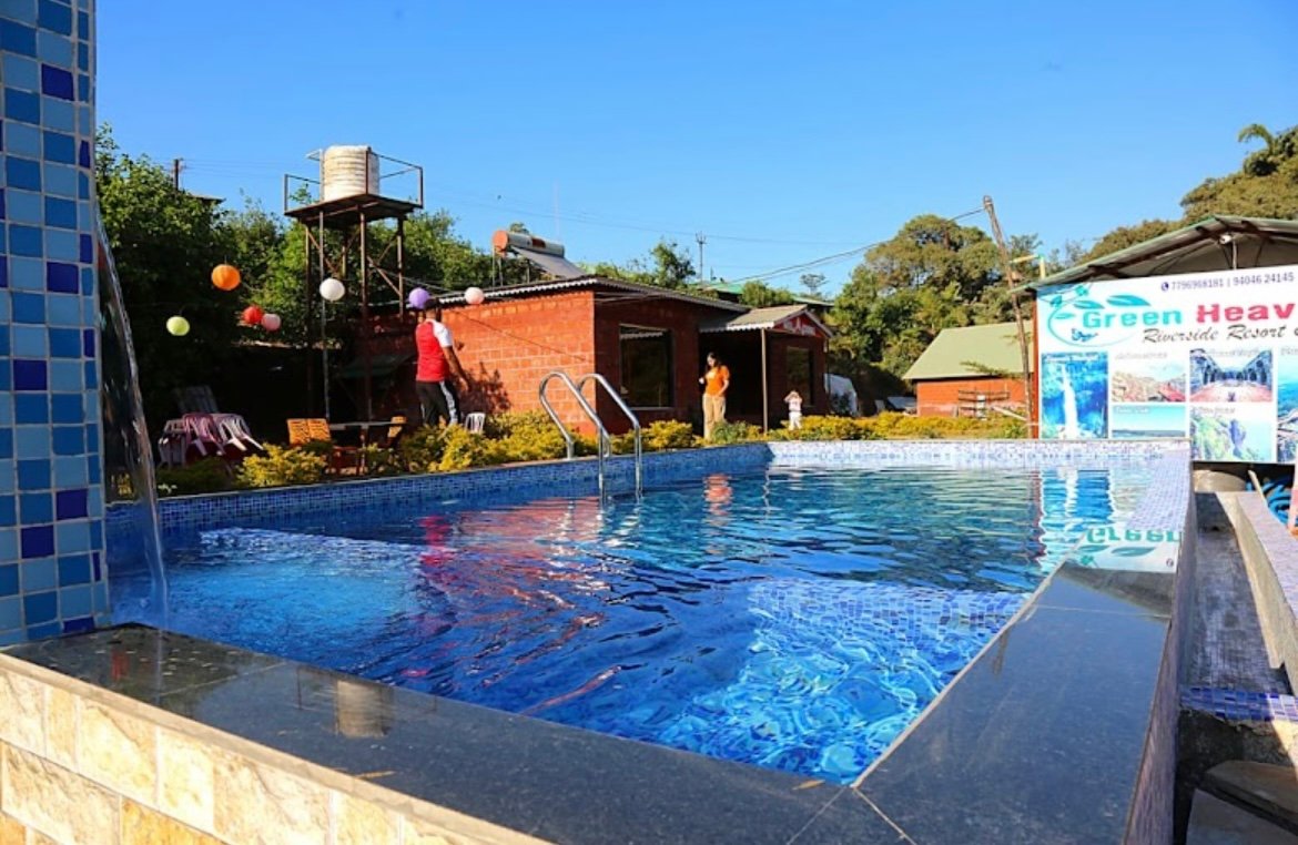 Green Heaven River Side Resort and Villa