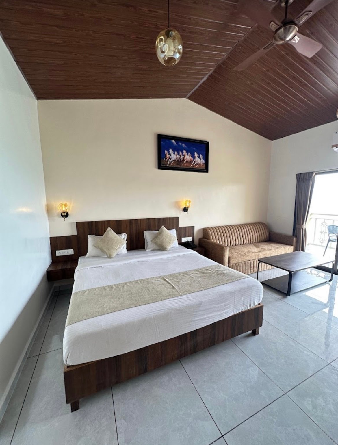 HOTEL GLEN VIEW