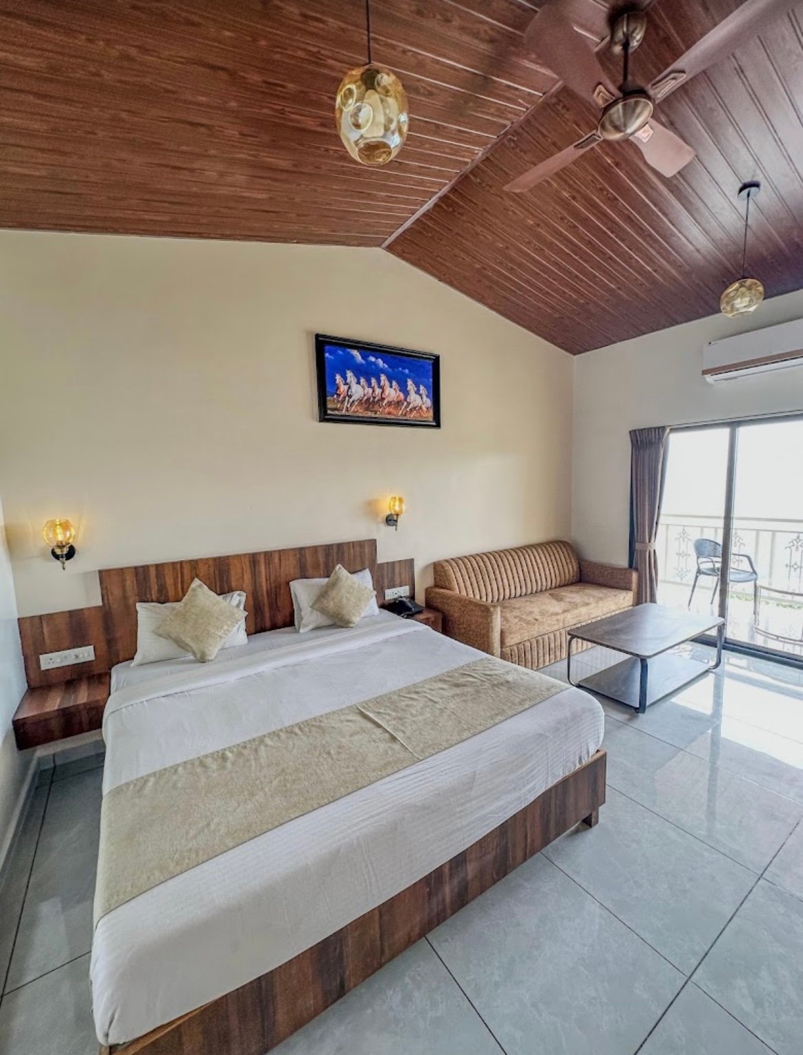 HOTEL GLEN VIEW