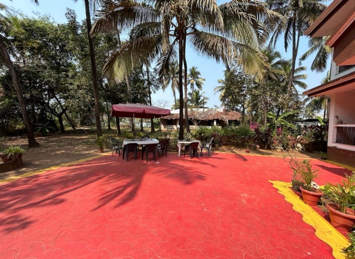 Village By The Sea, Colva