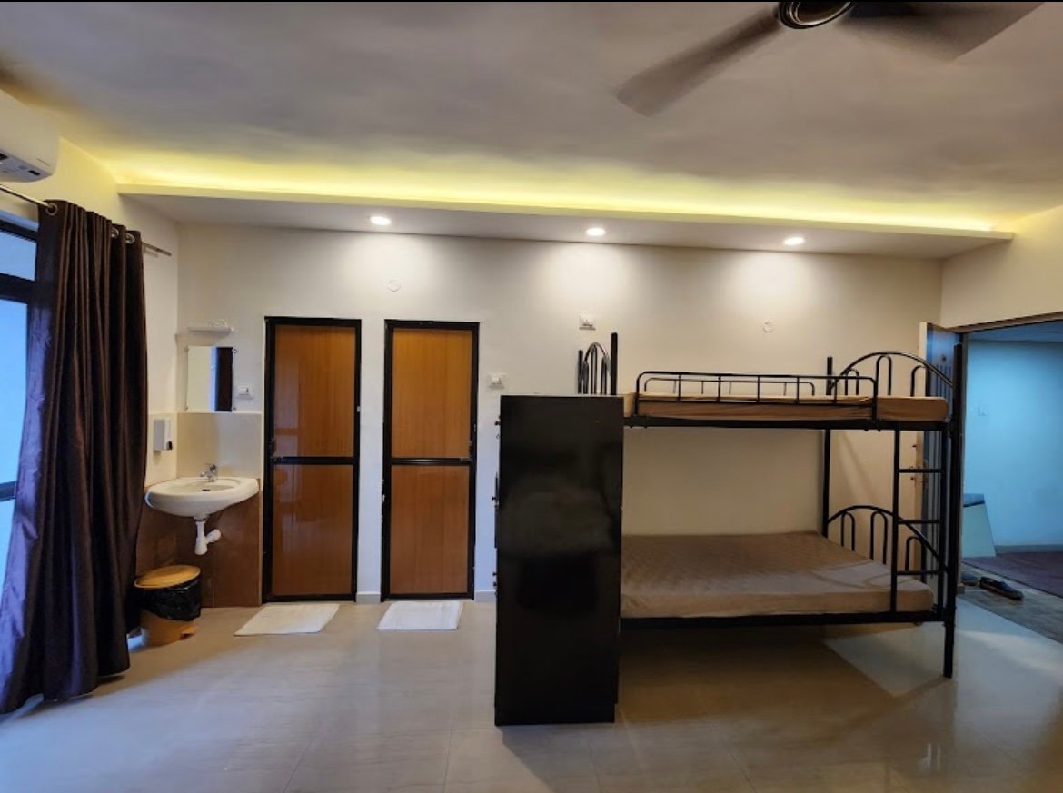 All Seasons Guest House | Rooms & Dorms