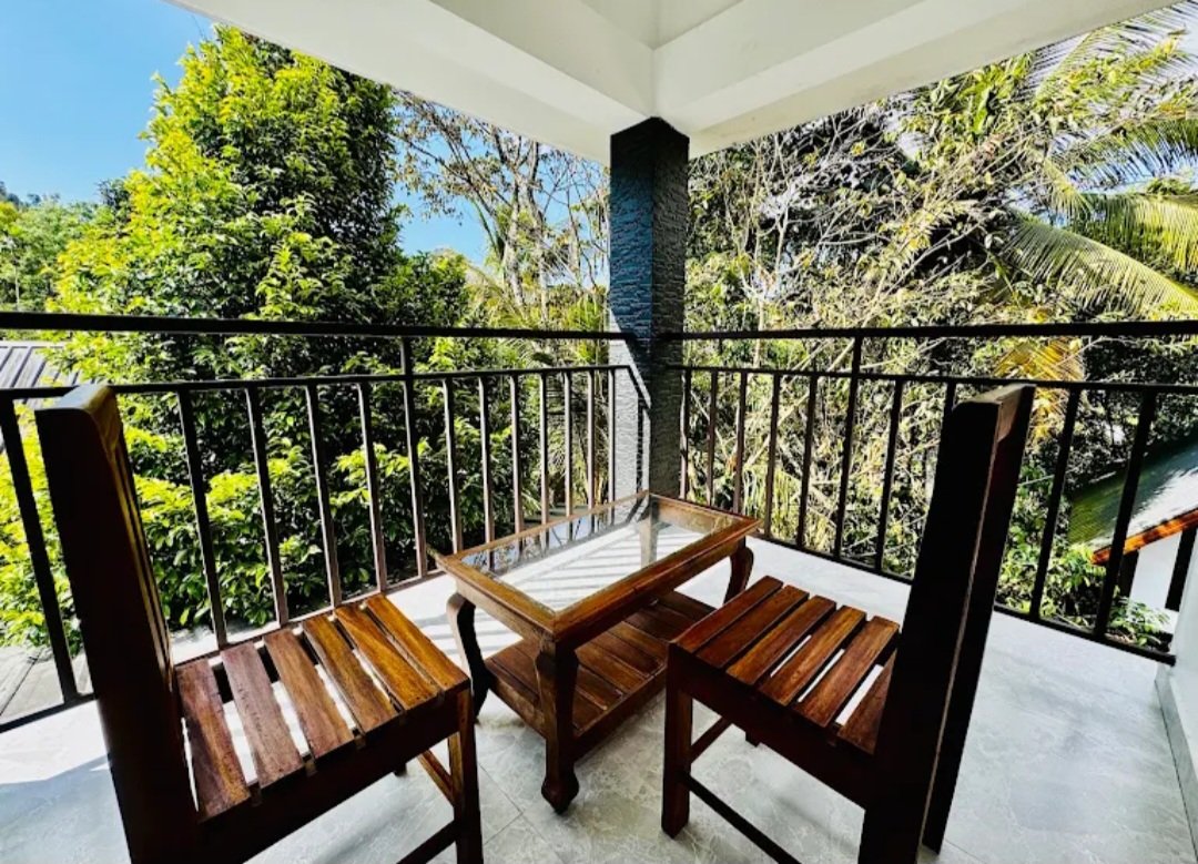 Cozy Nest Homestay in Thokkupara, Kannan Devan Hills, Kerala 685612 - photo 13
