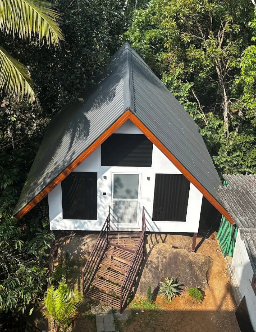Cozy Nest Homestay in Thokkupara, Kannan Devan Hills, Kerala 685612 - photo 15