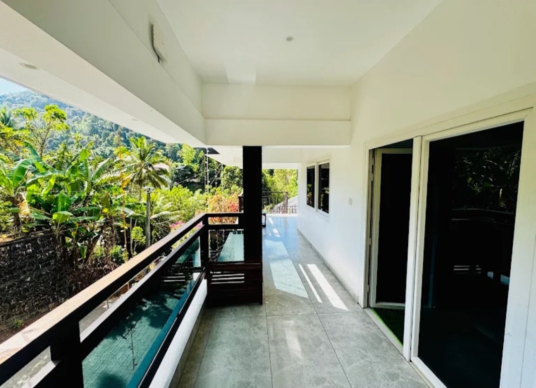 Cozy Nest Homestay in Thokkupara, Kannan Devan Hills, Kerala 685612 - photo 7