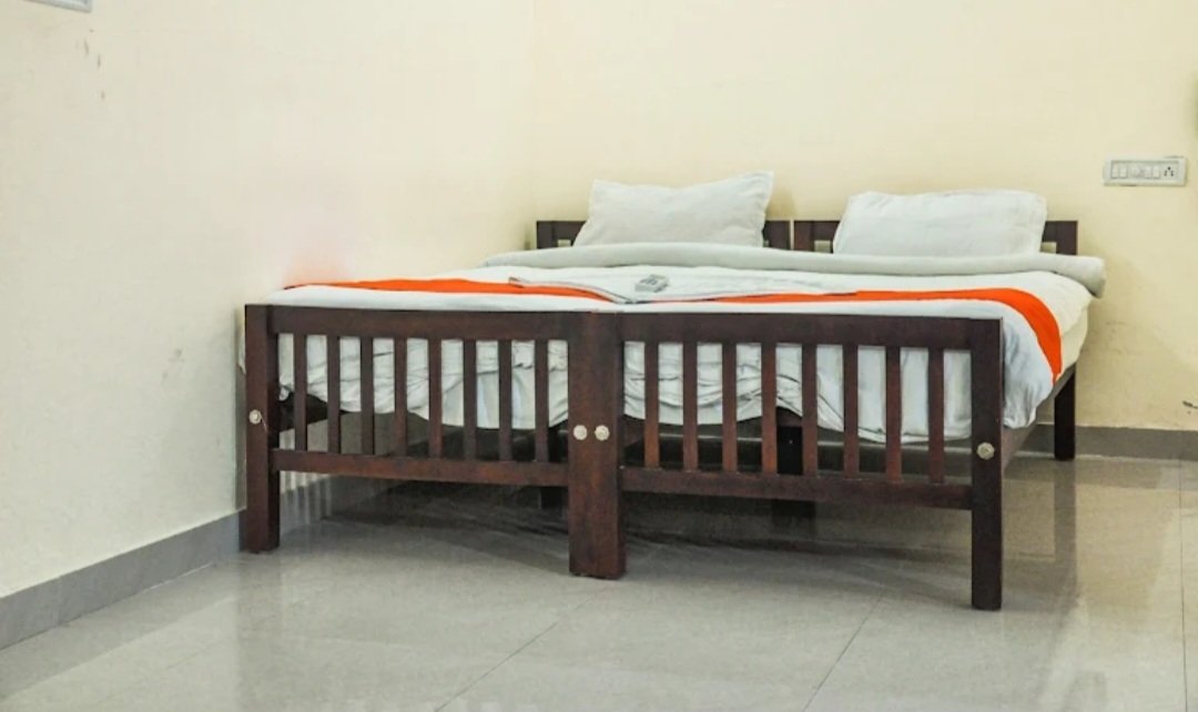 Ghala Heights - Hotel in Chittethukara in Kochi, Keralam 682037 - photo 2