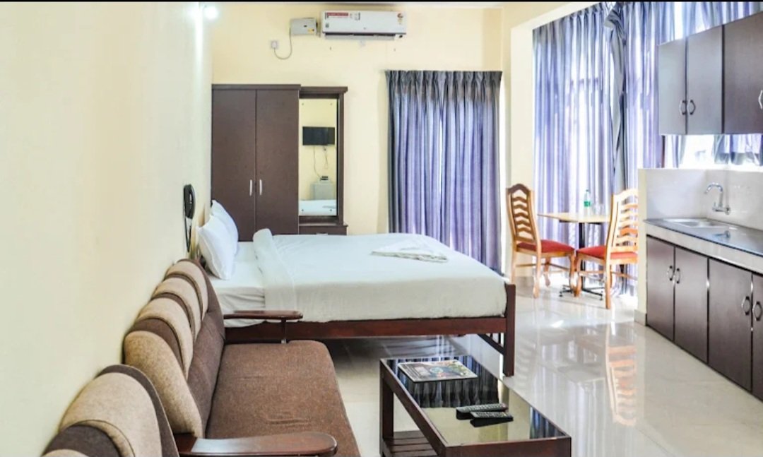 Ghala Heights - Hotel in Chittethukara in Kochi, Keralam 682037 - photo 17