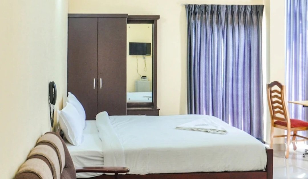 Ghala Heights - Hotel in Chittethukara in Kochi, Keralam 682037 - photo 6