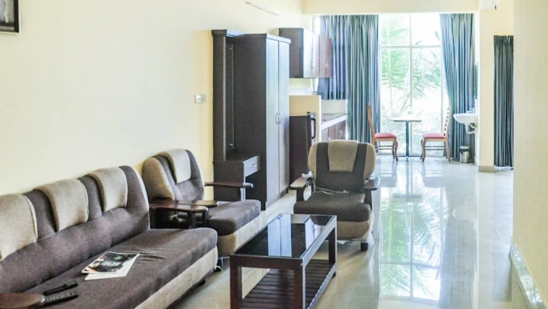 Ghala Heights - Hotel in Chittethukara in Kochi, Keralam 682037 - photo 9