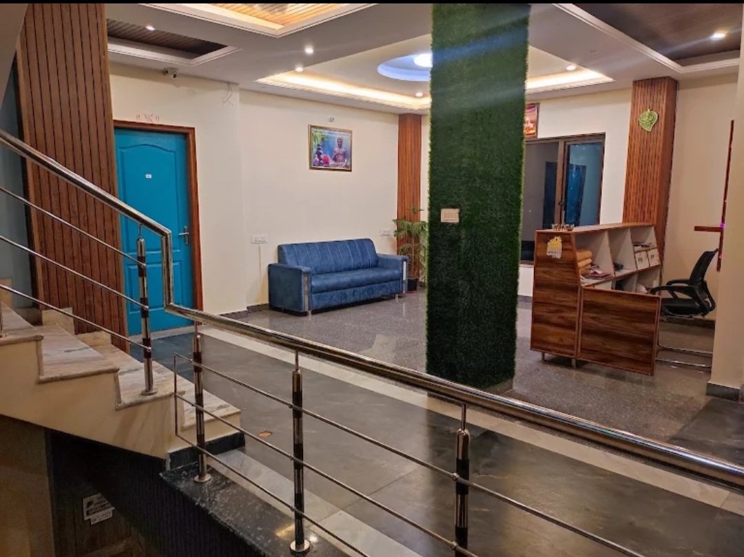 Hotel Divine Hills Shimla in New Totu, Totu, Shimla, Himachal Pradesh 171011 - photo 17