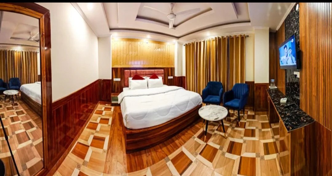 Hotel Divine Hills Shimla in New Totu, Totu, Shimla, Himachal Pradesh 171011 - photo 4