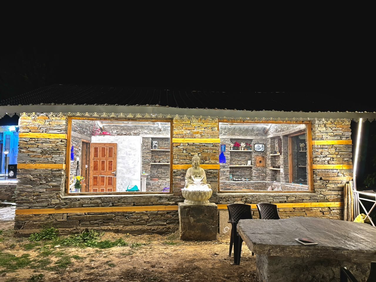 The Hideaway Chail in 263G+25, Kufri - Chail Rd, Bhalawag, Chail, Himachal Pradesh 173217 - photo 2