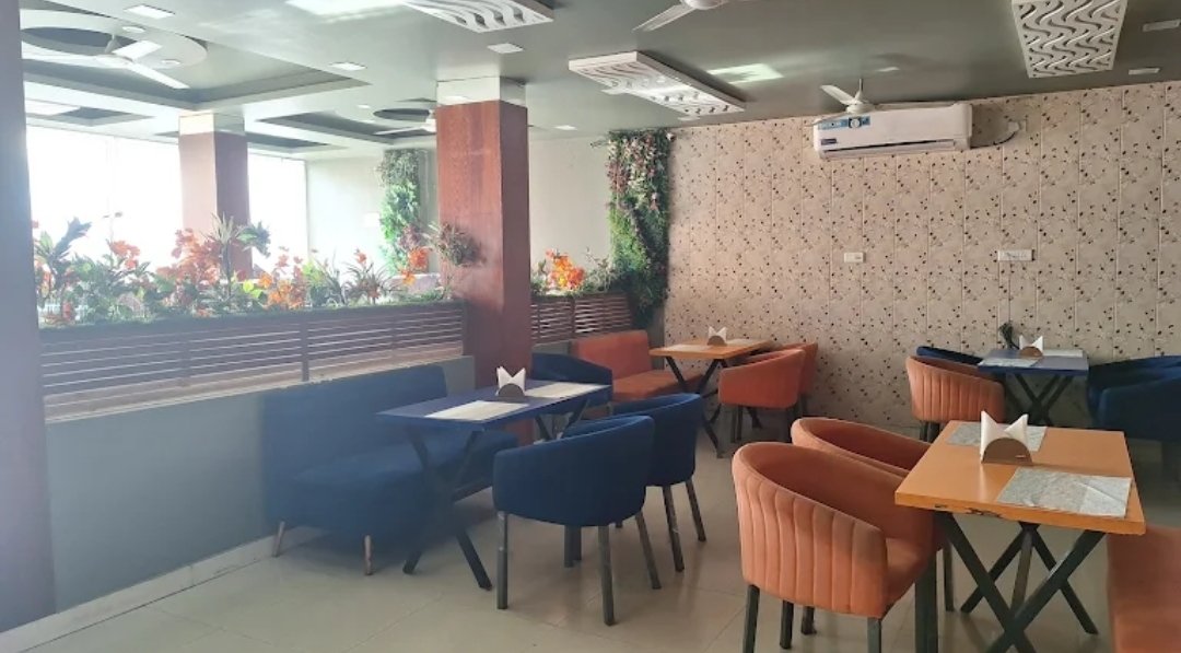 Diamond Vishali in Vishali Hotel, Gandhi Nagar, Kullu, Himachal Pradesh 175101 - photo 2