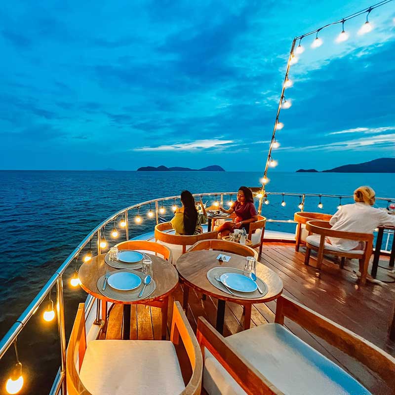 Sunset Cruise with Dinner